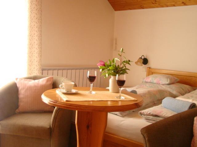 Viragoskert Apartman Heviz Room photo